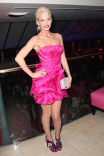 Sarah Harding feet photo thumbnail