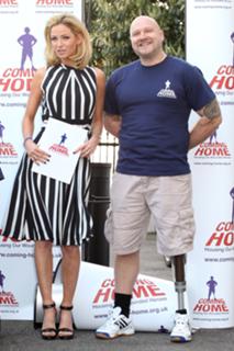 Sarah Harding feet photo thumbnail