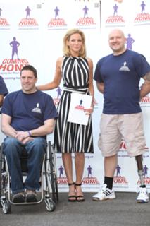 Sarah Harding feet photo thumbnail