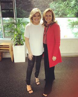 Sarah Harris feet photo 4