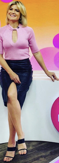 Sarah Harris feet photo 12