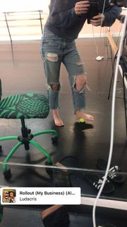 Sarah Hay feet photo 7