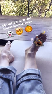 Sarah Hay feet photo 1