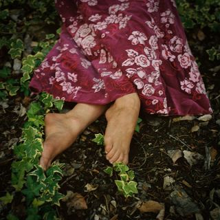 Sarah Hay feet photo 3