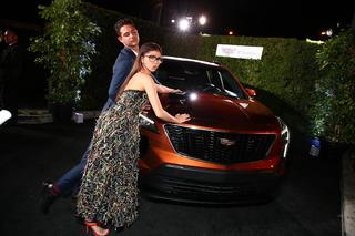 Sarah Hyland feet photo thumbnail