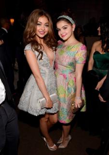 Sarah Hyland feet photo thumbnail