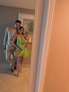 Sarah Hyland feet photo 1