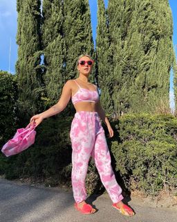 Sarah-Jade Bleau feet photo 8