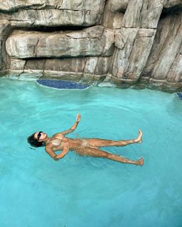Sarah-Jade Bleau feet photo 11