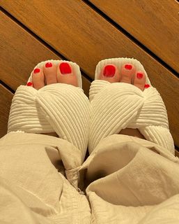 Sarah-Jade Bleau feet photo 16