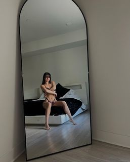 Sarah-Jade Bleau feet photo 15
