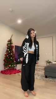 Sarah-Jade Bleau feet photo 2