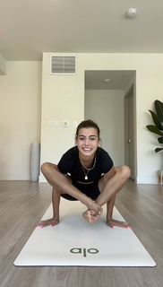 Sarah-Jade Bleau feet photo 11