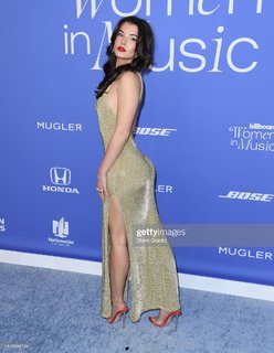 Sarah-Jade Bleau feet photo 19
