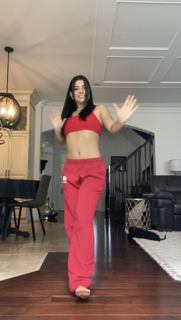 Sarah-Jade Bleau feet photo 17