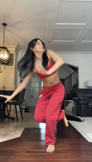 Sarah-Jade Bleau feet photo 16