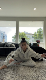 Sarah-Jade Bleau feet photo 1