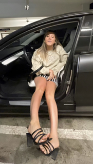 Sarah-Jade Bleau feet photo 8