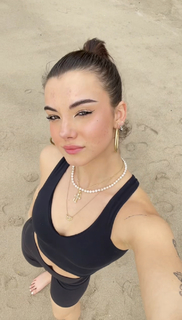 Sarah-Jade Bleau feet photo 2