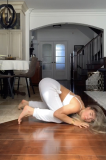 Sarah-Jade Bleau feet photo 9
