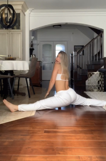Sarah-Jade Bleau feet photo 5