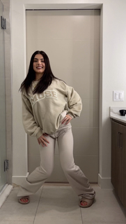 Sarah-Jade Bleau feet photo 14