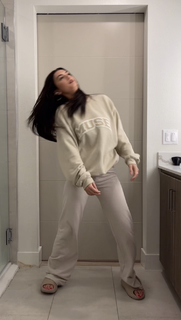Sarah-Jade Bleau feet photo 13