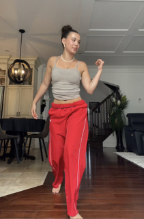 Sarah-Jade Bleau feet photo 10