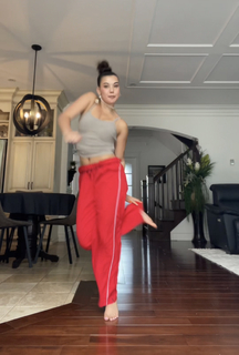 Sarah-Jade Bleau feet photo 7