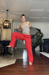 Sarah-Jade Bleau feet photo 3