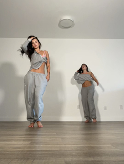 Sarah-Jade Bleau feet photo 10