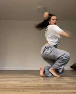 Sarah-Jade Bleau feet photo 4
