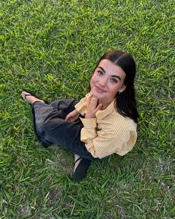 Sarah-Jade Bleau feet photo 5