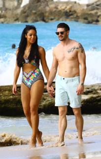 Sarah-Jane Crawford feet photo 15