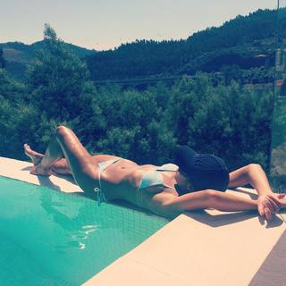 Sarah-Jane Crawford feet photo 11