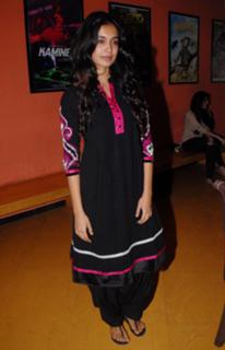 Sarah-Jane Dias feet photo 10
