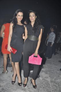 Sarah-Jane Dias feet photo 5