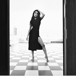 Sarah-Jane Dias feet photo 1