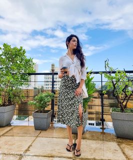 Sarah-Jane Dias feet photo 4