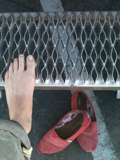 Sarah Jane Morris feet photo 2