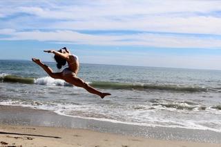 Sarah Jeffery feet photo 13