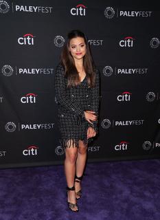 Sarah Jeffery feet photo 7