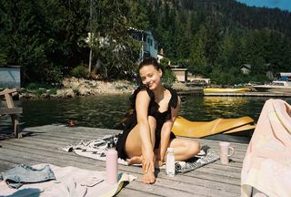 Sarah Jeffery feet photo 10