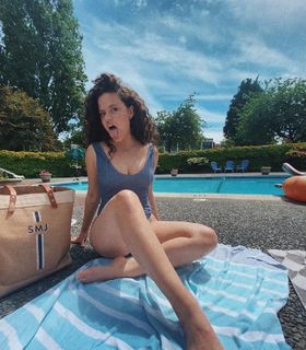 Sarah Jeffery feet photo 4