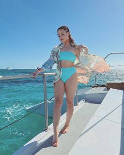 Sarah Jeffery feet photo 16