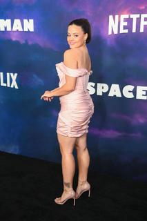 Sarah Jeffery feet photo 7