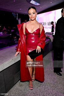 Sarah Jeffery feet photo 19