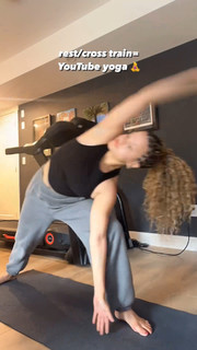 Sarah Jeffery feet photo 6