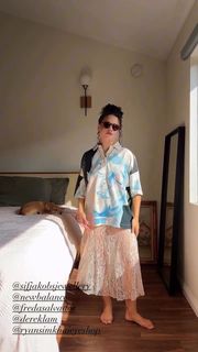Sarah Jeffery feet photo 11