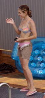 Sarah Jessica Parker feet photo thumbnail